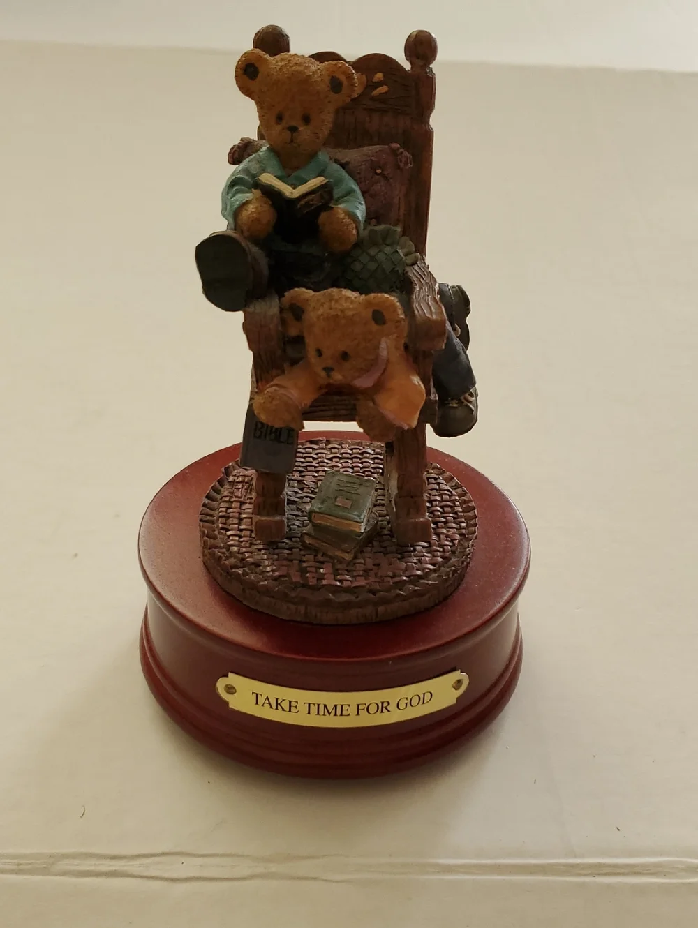 Berry Hill Bears - Take Time for God - Music Box